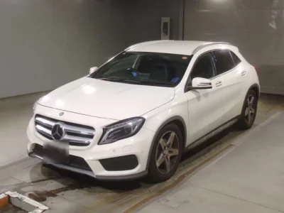 Mercedes-Benz GLA CLASS