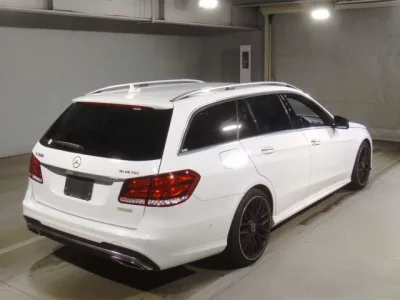 Mercedes-Benz E CLASS WAGON