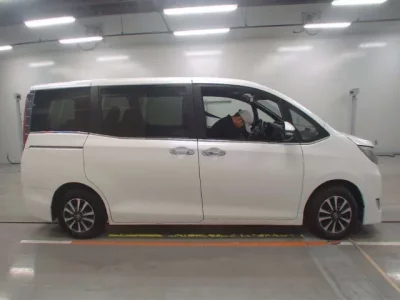 Toyota ESQUIRE