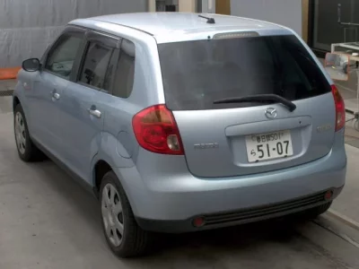 Mazda VERISA