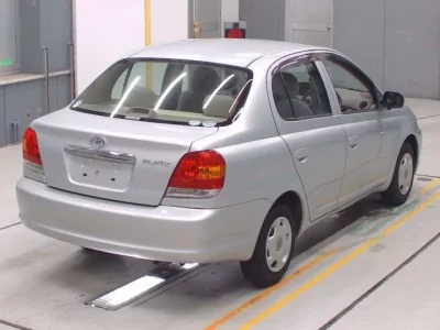Toyota PLATZ