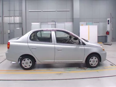 Toyota PLATZ