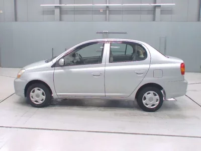 Toyota PLATZ