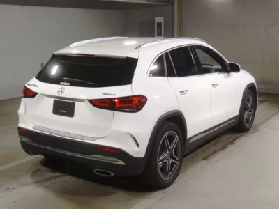 Mercedes-Benz GLA CLASS