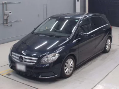 Mercedes-Benz B CLASS