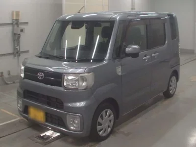 Toyota PIXIS MEGA