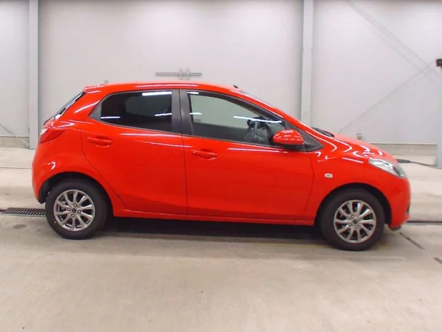 Mazda DEMIO