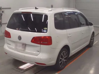 Volkswagen GOLF TOURAN