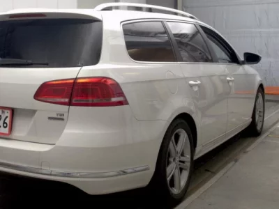 Volkswagen PASSAT VARIANT