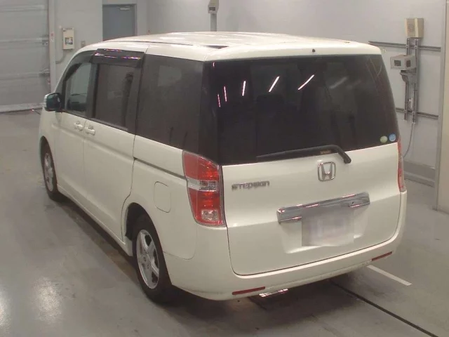 Honda STEP WAGON