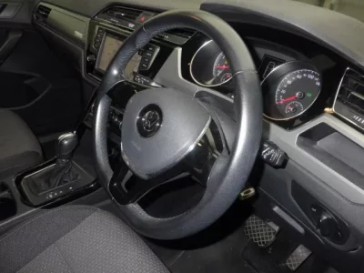 Volkswagen GOLF TOURAN