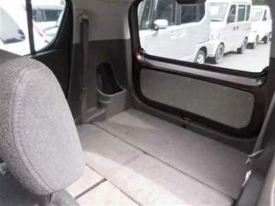 Suzuki MRWAGON