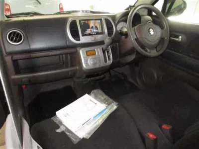 Suzuki MRWAGON