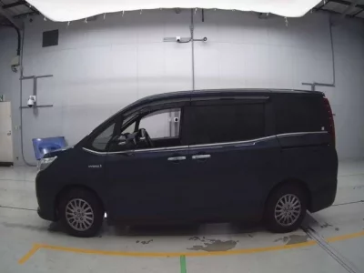 Toyota ESQUIRE