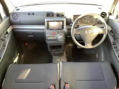 Toyota PIXIS SPACE