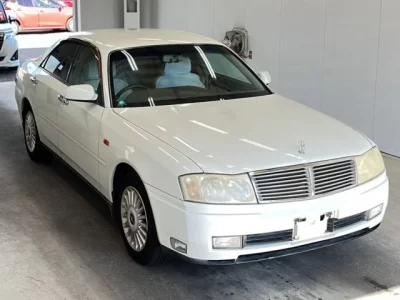 Nissan CEDRIC