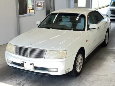 Nissan CEDRIC