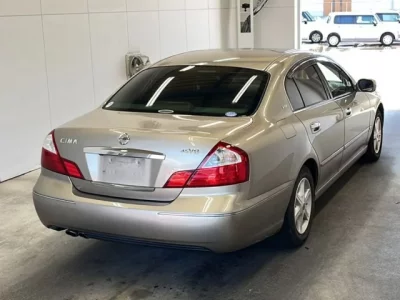 Nissan CIMA