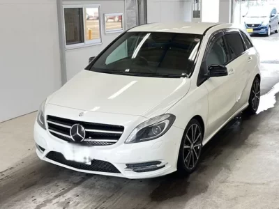 Mercedes-Benz B CLASS