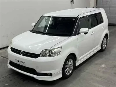 Toyota COROLLA RUMION