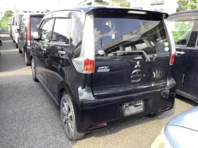 Mitsubishi EK CUSTOM