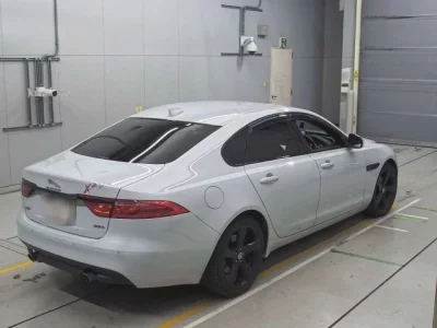 Jaguar XF SERIES