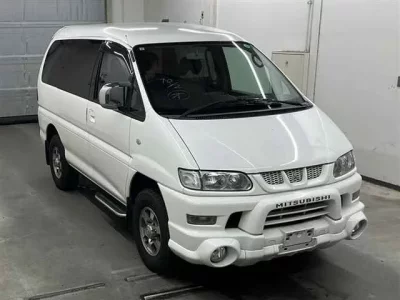 Mitsubishi DELICA
