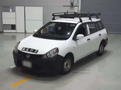 Nissan AD