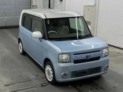 Toyota PIXIS SPACE