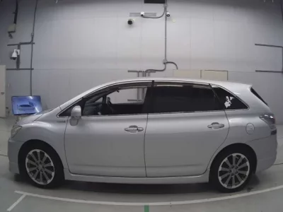 Toyota MARK X ZIO