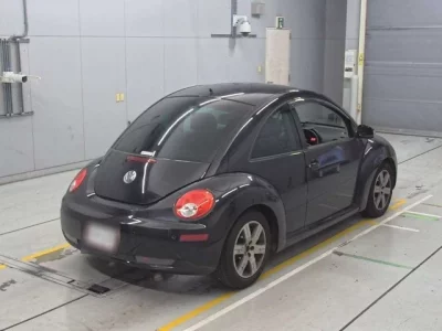 Volkswagen NEW BEETLE