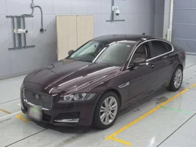 Jaguar XF SERIES