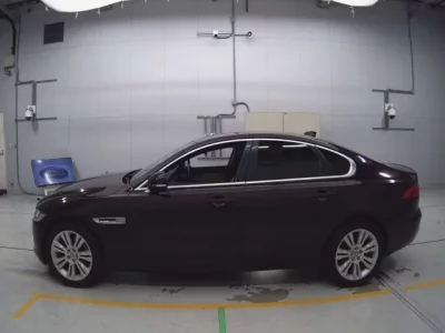 Jaguar XF SERIES