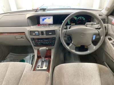 Nissan CEDRIC