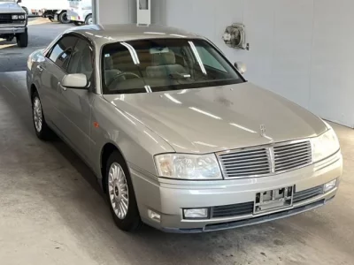 Nissan CEDRIC