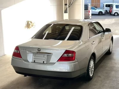Nissan CEDRIC