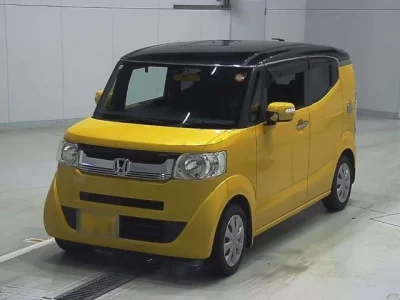 Honda N BOX SLASH