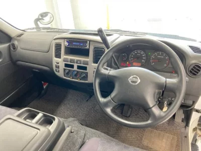 Nissan CARAVAN BUS