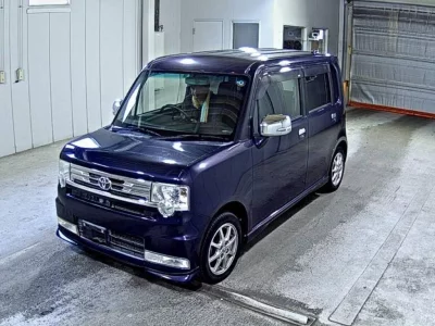 Toyota PIXIS SPACE
