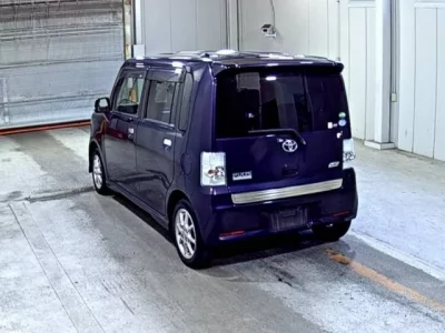 Toyota PIXIS SPACE
