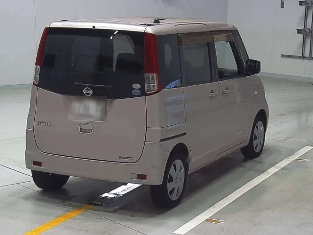 Nissan ROOX