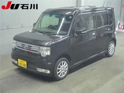 Toyota PIXIS SPACE