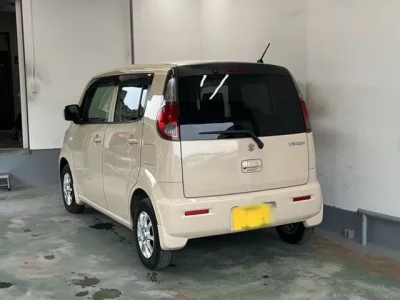 Suzuki MRWAGON