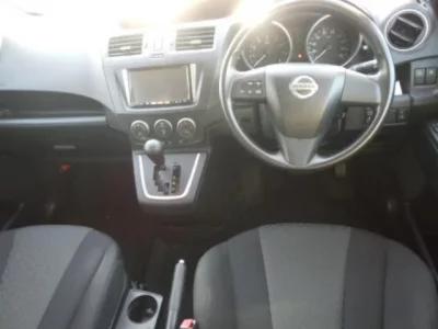 Nissan LAFESTA