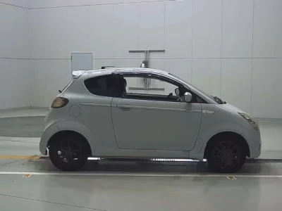 Subaru R1