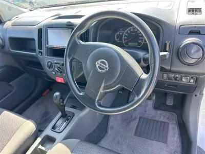 Nissan AD