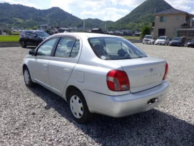 Toyota PLATZ