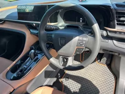 Toyota CROWN SPORT