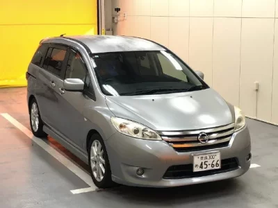 Nissan LAFESTA