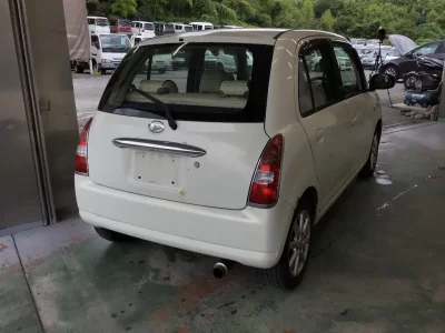 Daihatsu MIRA
